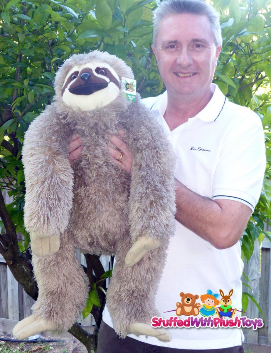 Huge sloth plush toy from wild republic